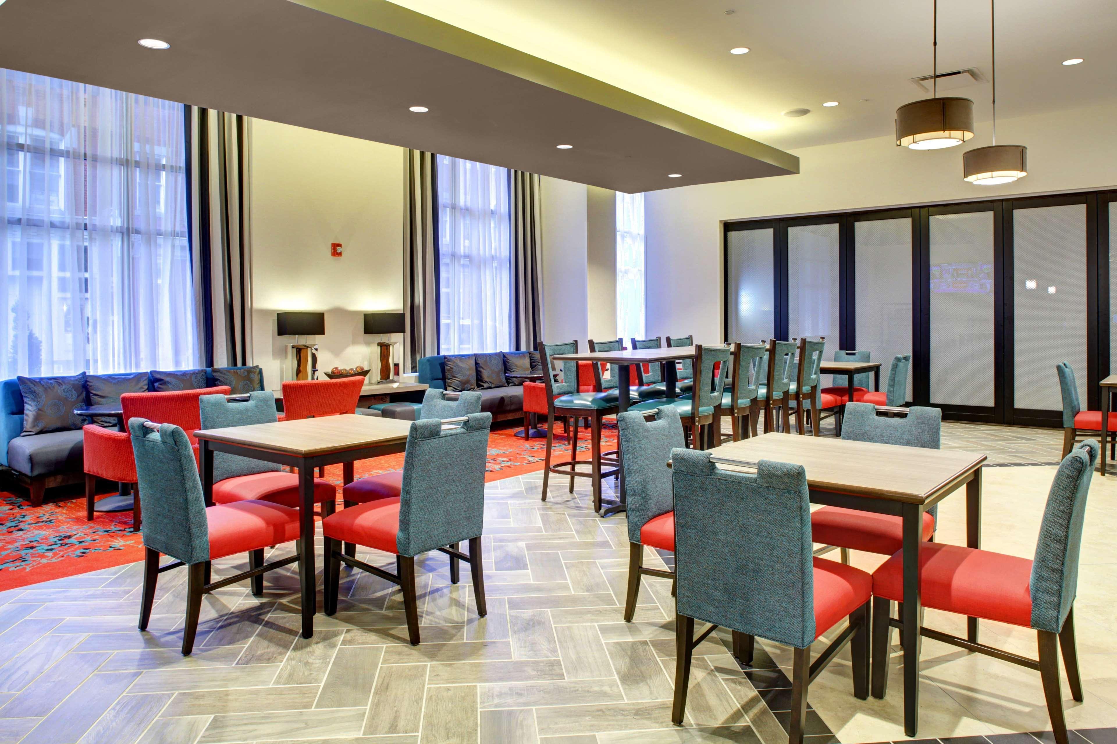 Hampton Inn & Suites - Roanoke-Downtown, Va Exterior foto