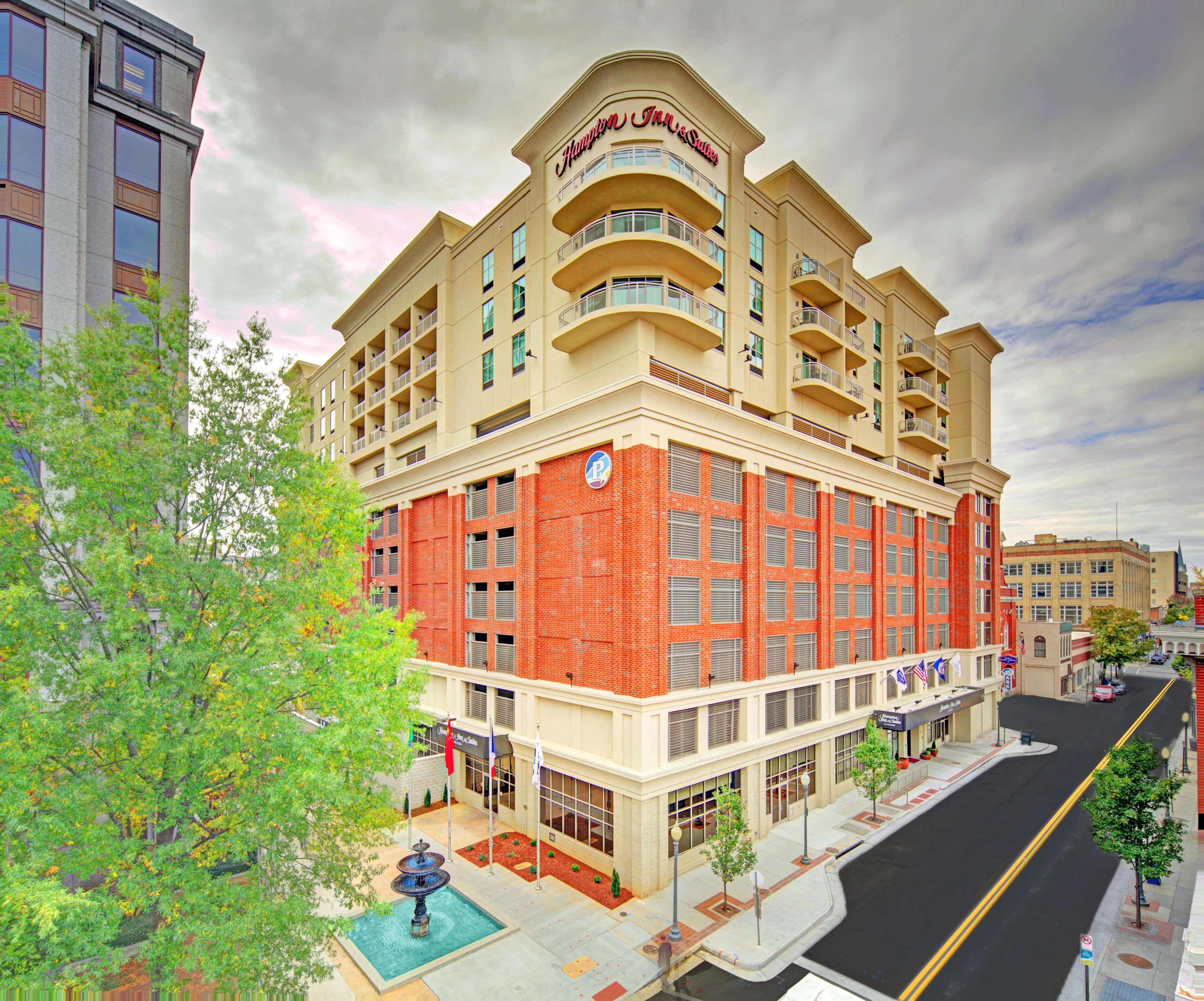 Hampton Inn & Suites - Roanoke-Downtown, Va Exterior foto