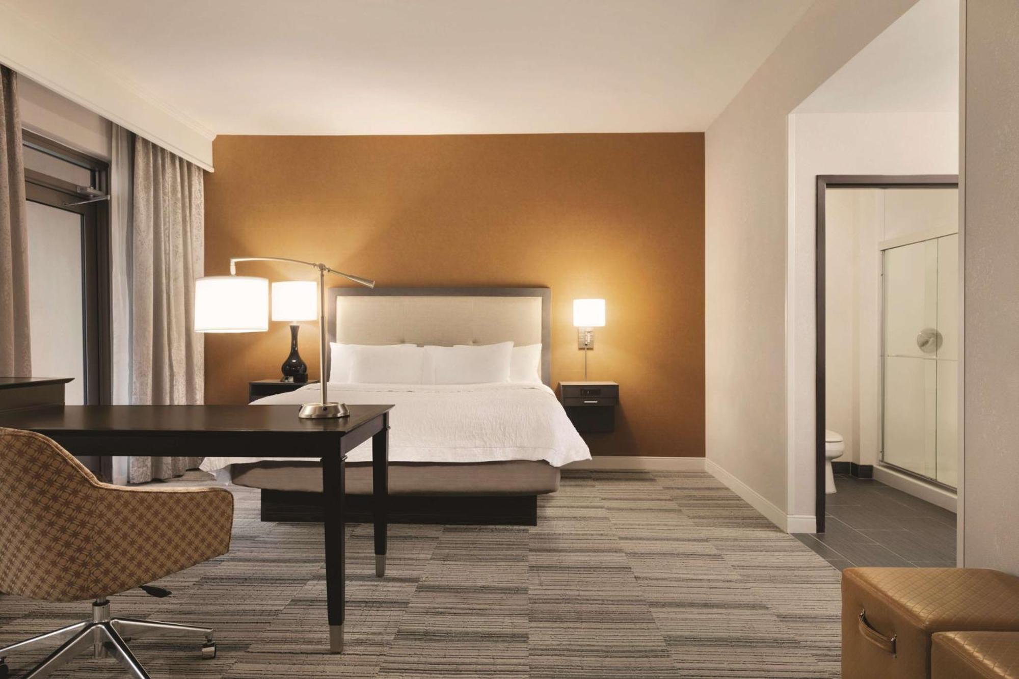 Hampton Inn & Suites - Roanoke-Downtown, Va Exterior foto