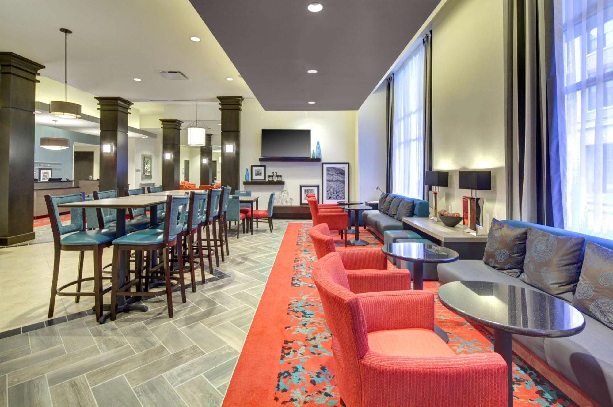 Hampton Inn & Suites - Roanoke-Downtown, Va Exterior foto